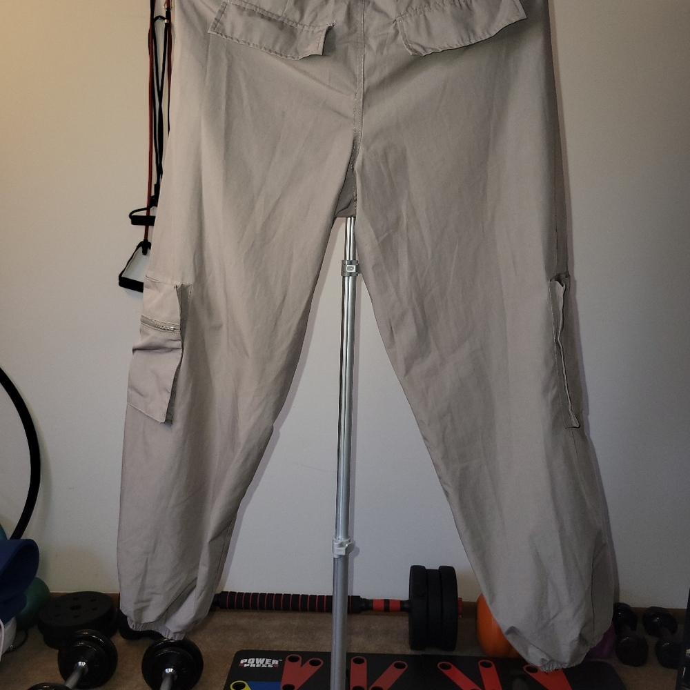 Cargo pants - Picture 4 of 4